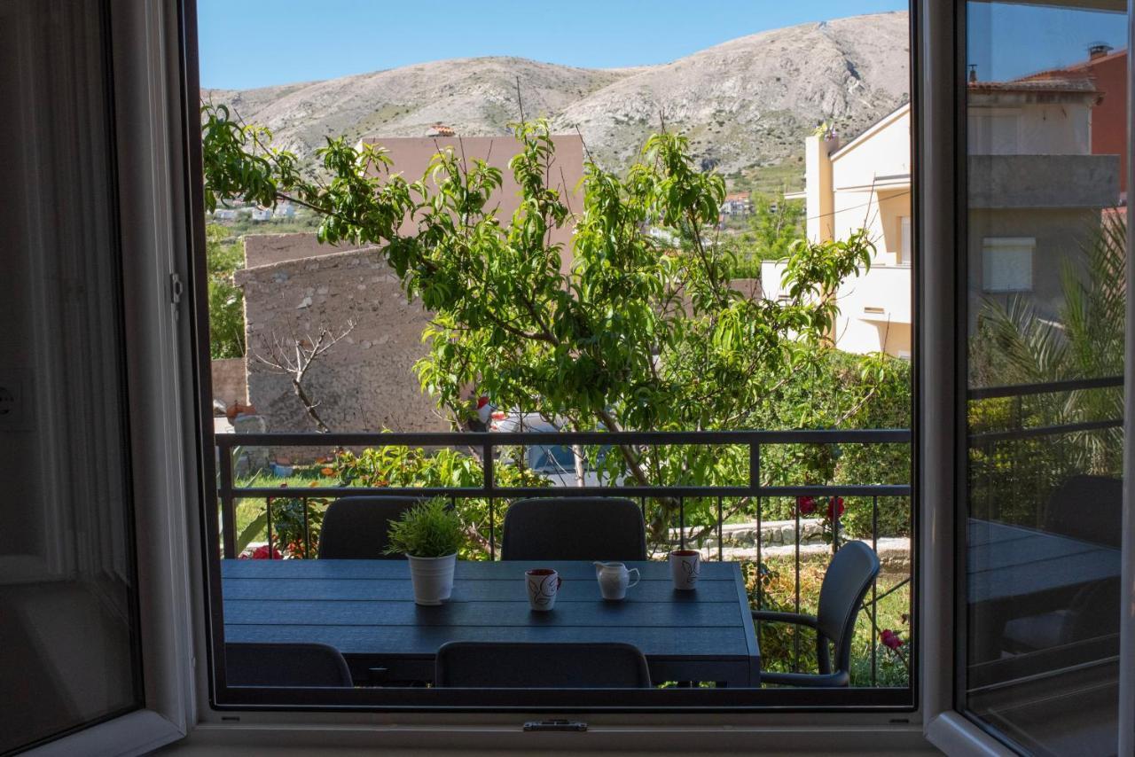 Apartmani Nana Mija Pag Town Buitenkant foto