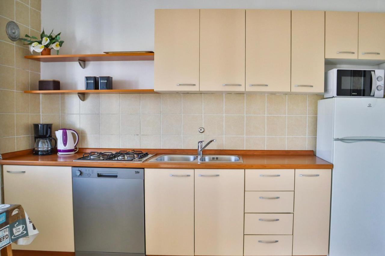 Apartmani Nana Mija Pag Town Buitenkant foto