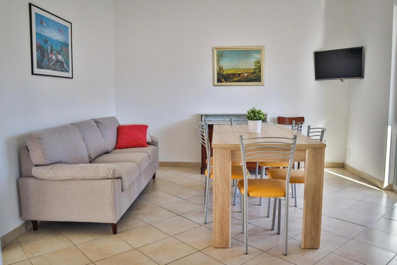 Apartmani Nana Mija Pag Town Buitenkant foto